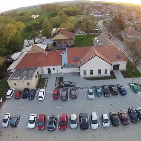 Palenica 3* Jelsovce